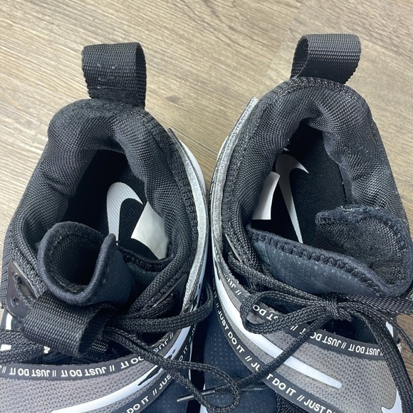 Nike Women’s React HyperSet Indoor Court Shoes, Volleyball, size 11.5 - Picture 5 of 11